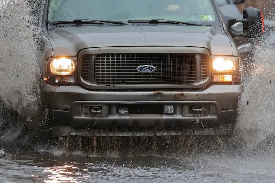 Haotični mart 2026: Poplave na Havajima, trocifrene temperature na zapadu i uloga džet strima