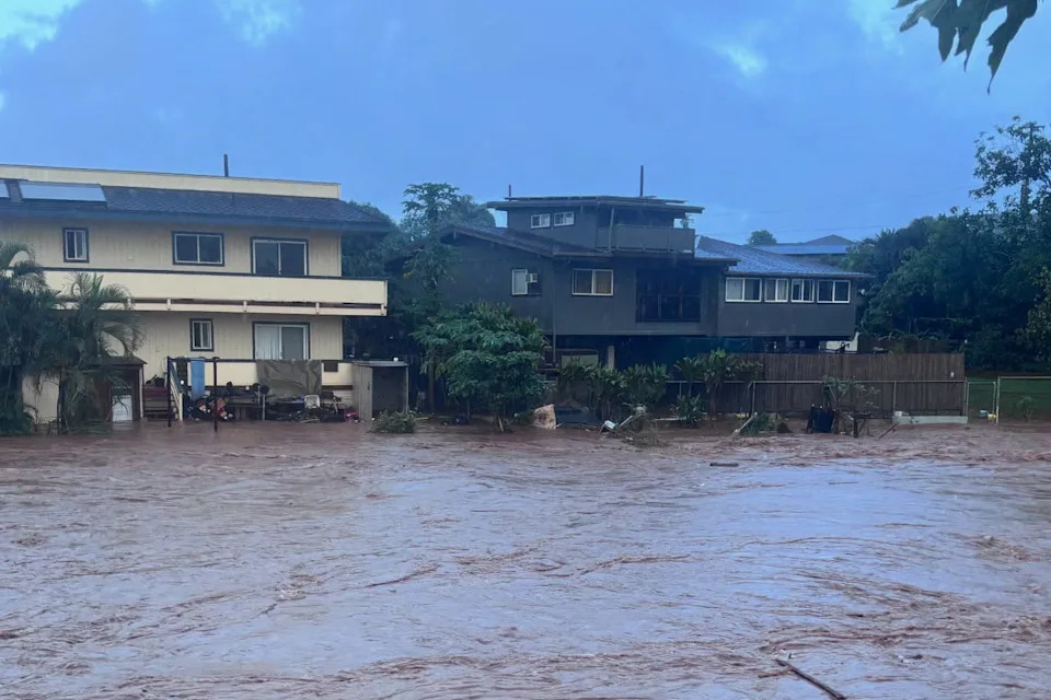 Haotični mart 2026: Poplave na Havajima, trocifrene temperature na zapadu i uloga džet strima