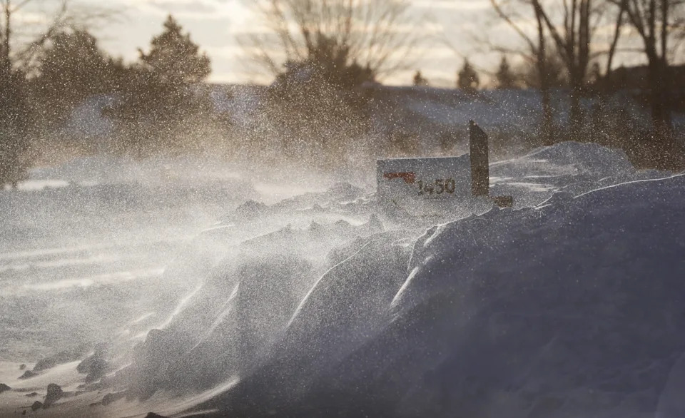 Haotični mart 2026: Poplave na Havajima, trocifrene temperature na zapadu i uloga džet strima