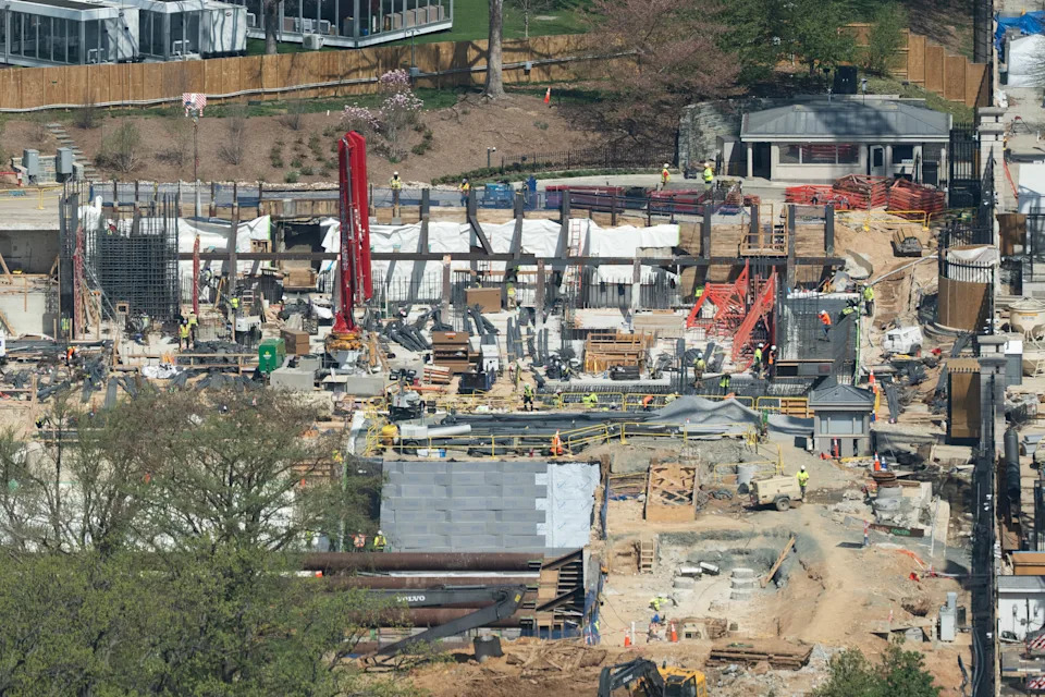 Spor oko Trampove bal-sale: Komisija će glasati uprkos sudskoj zabrani radova