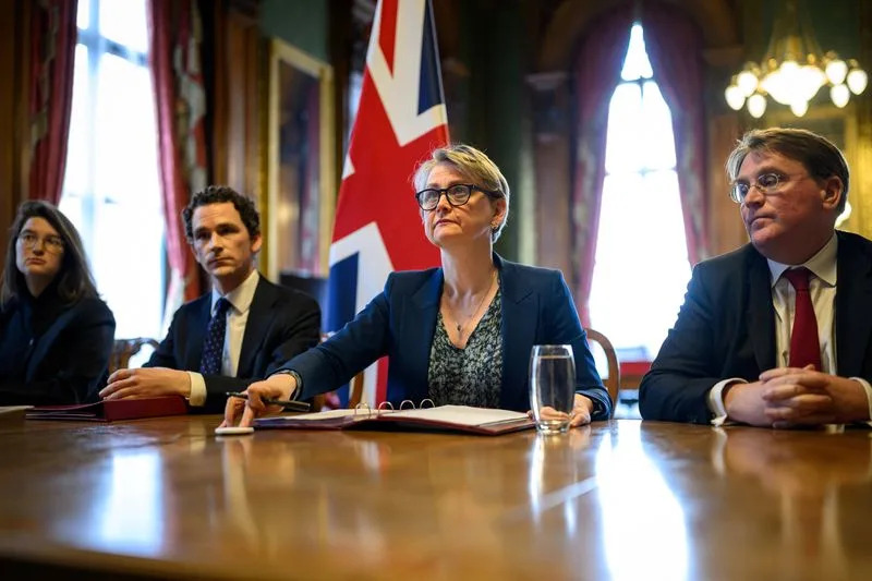 Oko 40 Zemalja Razmatra Koaliciju Za Ponovno Otvaranje Hormuškog Moreuza