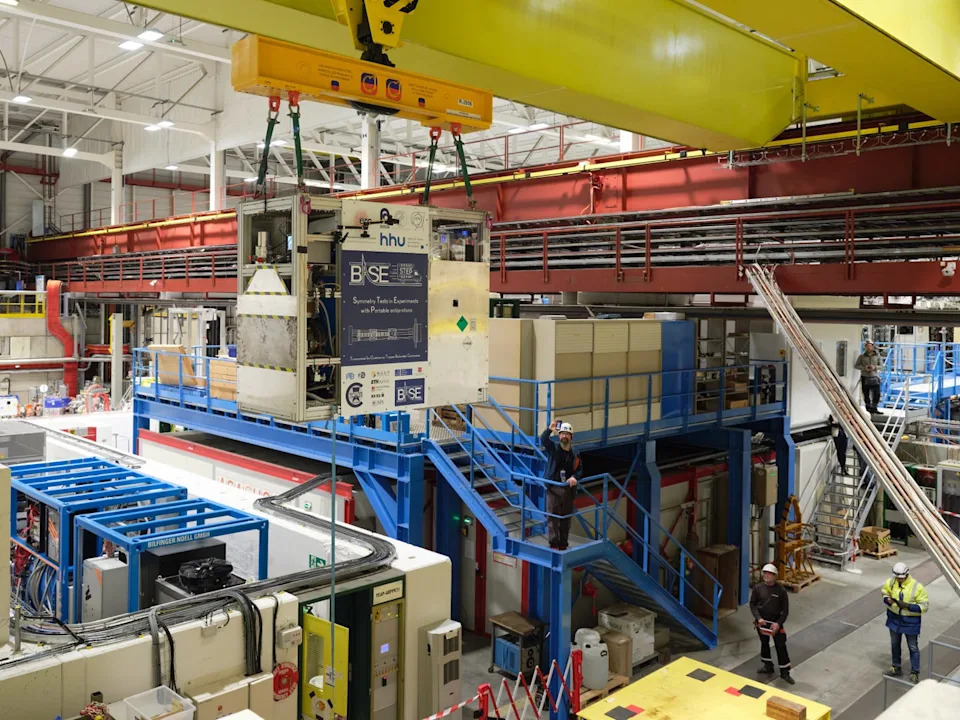 Antimaterija U Pokretu: CERN Prevezao 92 Antiprotona U Sigurnoj Test‑Vožnji