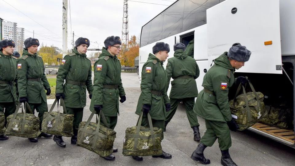 Rusija Ponovo Tvrdi Zauzimanje Luhanska — Stvarna Slika Pokazuje Drugačije