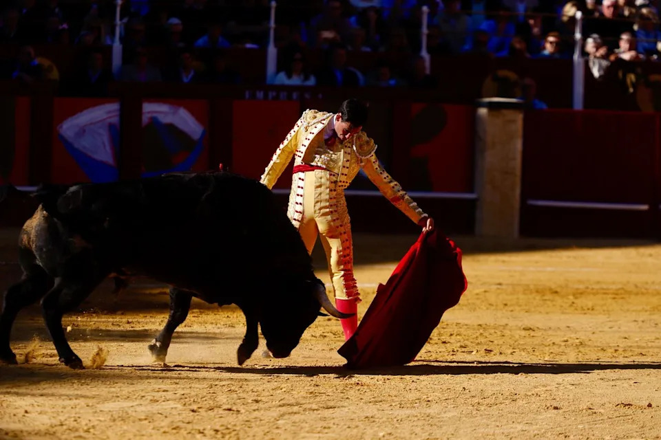 Retired Matador Ricardo Ortiz, 51, Fatally Gored While Preparing Bulls at La Malagueta