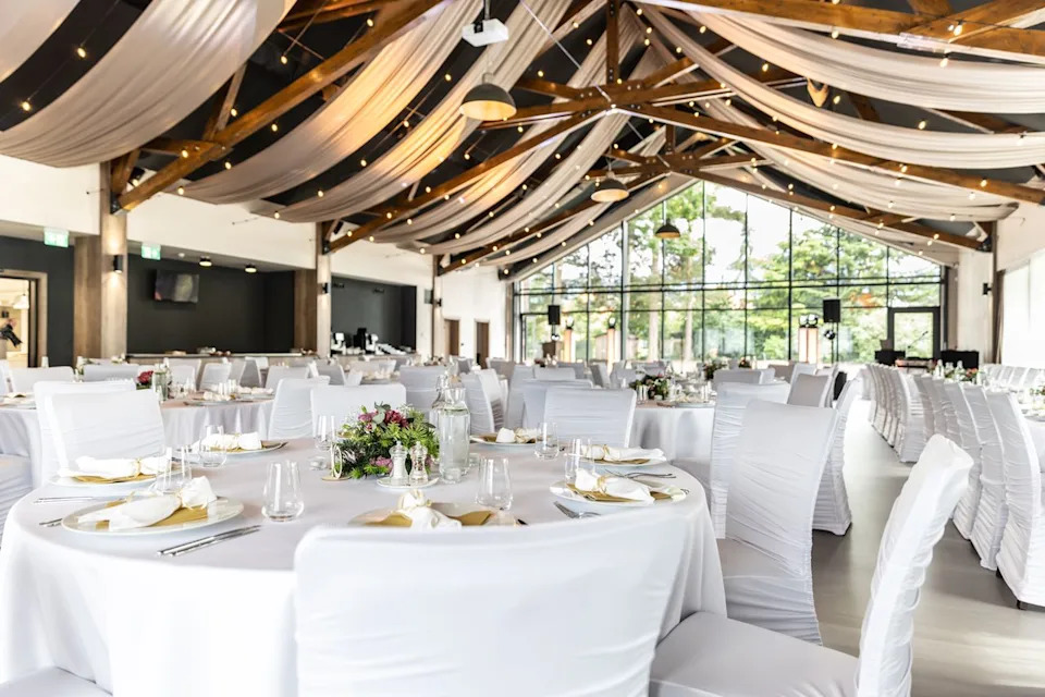 Michigan Bans Wedding Caterer for Five Years After 40+ Complaints Over Cancellations and Missing Refunds