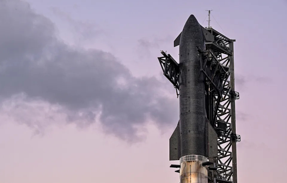 SpaceX Ponovo Pomerio Debi Starshipa Za 2026. — Musk Najavio Lansiranje 