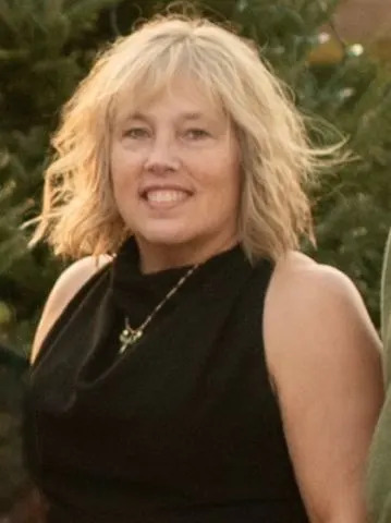 911 Call: Wife Says Husband Fatally Stabbed Longtime Housekeeper — 