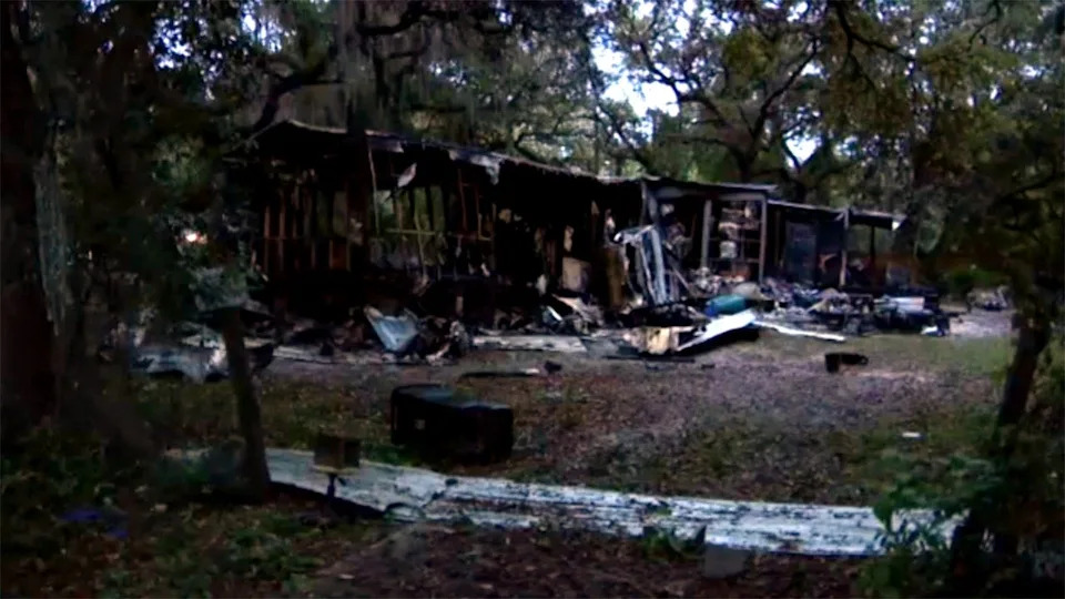 Florida Man Arrested After Burning Home, Returning To Ignite Second Blaze And Fatally Stabbing Man