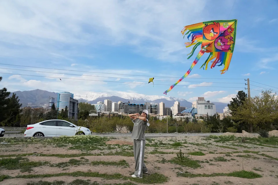 Teheran: Krhki Prekid Vatre Obeležen Tugom i Mirnim Vikendom