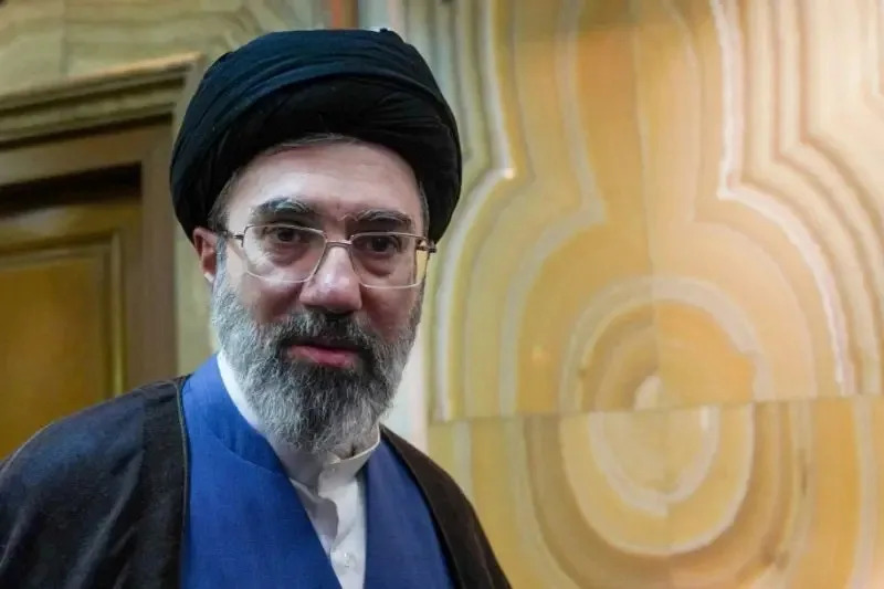 Reuters: Novi iranski vrhovni vođa Mojtaba Khamenei navodno teško unakažen u vazdušnim udarima