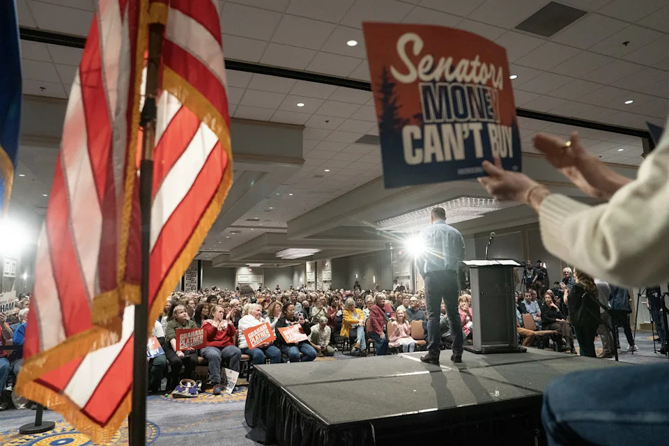 Warren Rallies for Graham Platner as He Holds Large Lead in Contentious Maine Senate Primary