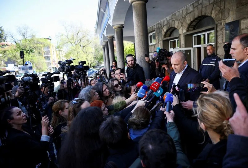 Rumen Radev Na Putu Ka Ubedljivoj Pobjedi: Izlazne Ankete Daju Progressive Bulgaria 44%