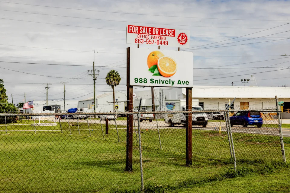 The Orange That Built Florida Is Dying — How HLB, Hurricanes and Development Collapsed the Citrus Industry