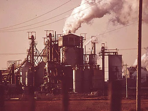 Before the EPA: Documerica Photos Reveal America's Smog, Sewage and the Laws That Changed Cities