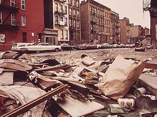 Before the EPA: Documerica Photos Reveal America's Smog, Sewage and the Laws That Changed Cities