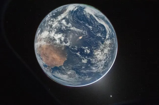 Dan planete Zemlje 2026: Zadivljujuće fotografije Zemlje iz misije Artemis II