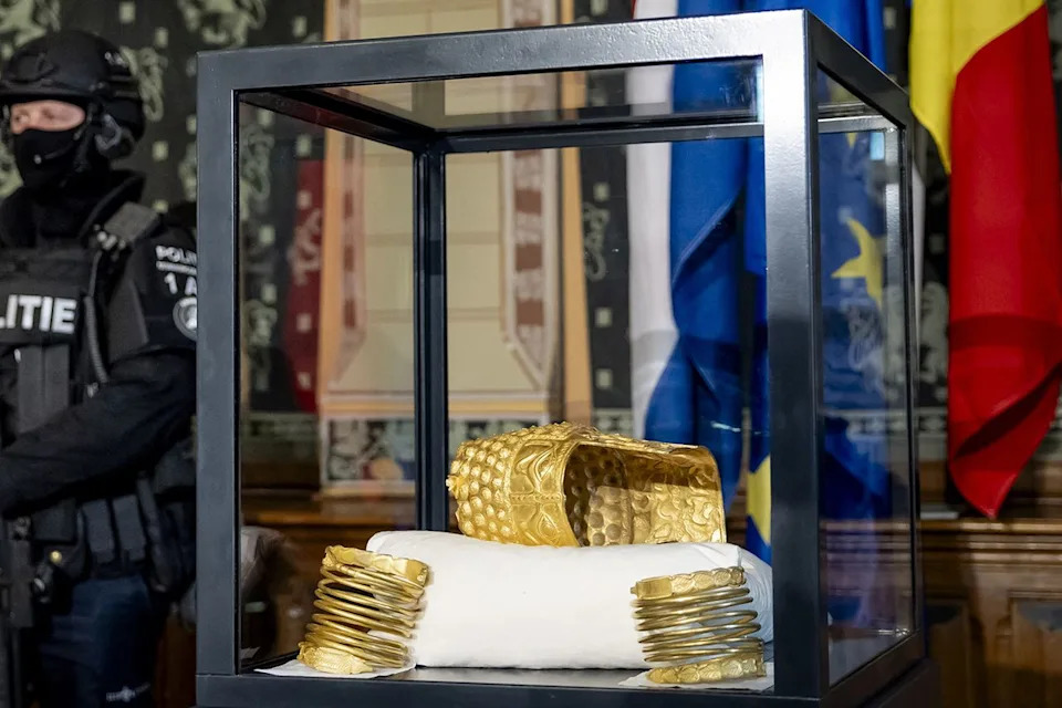 Ancient Geto‑Dacian Gold Helmet Recovered After Explosive Heist at Dutch Museum