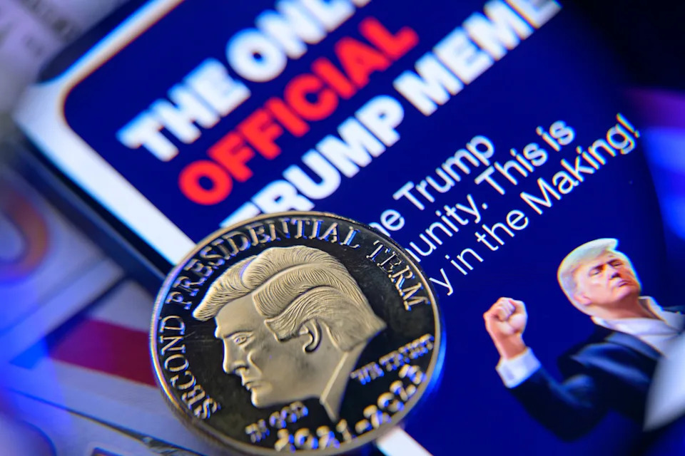 Historian Timothy Snyder: Trump’s ‘Fascist’ Posture Is Really a Grift Driven by Greed