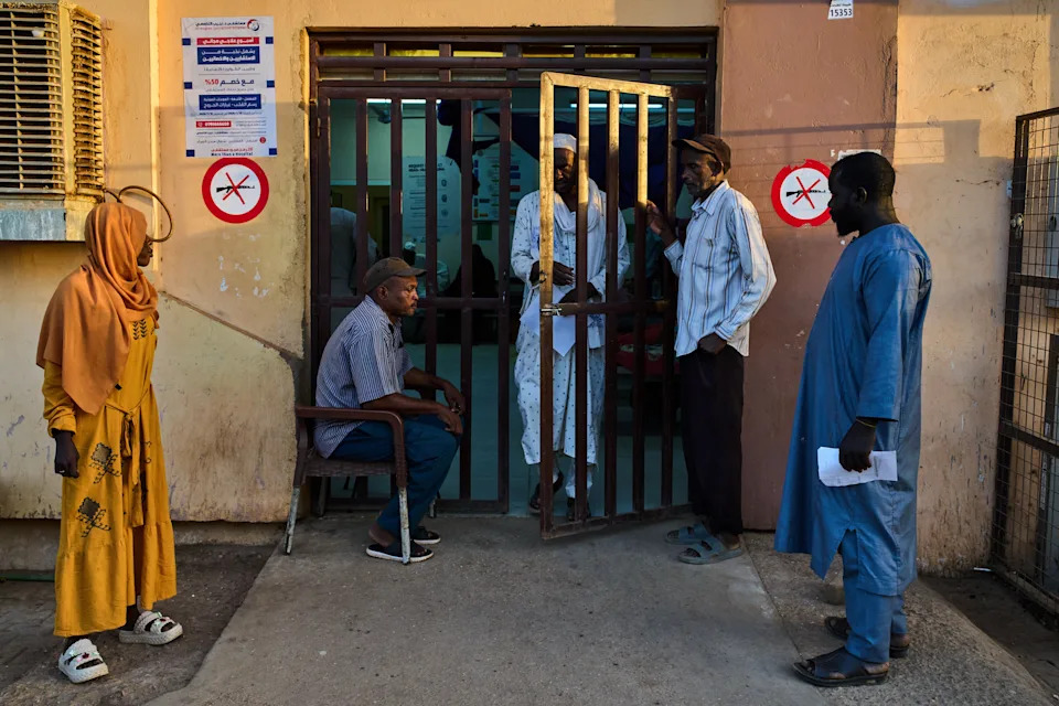 Hirurg Koji Je Održao Bolnicu Na Životu Na Liniji Fronta U Sudanu