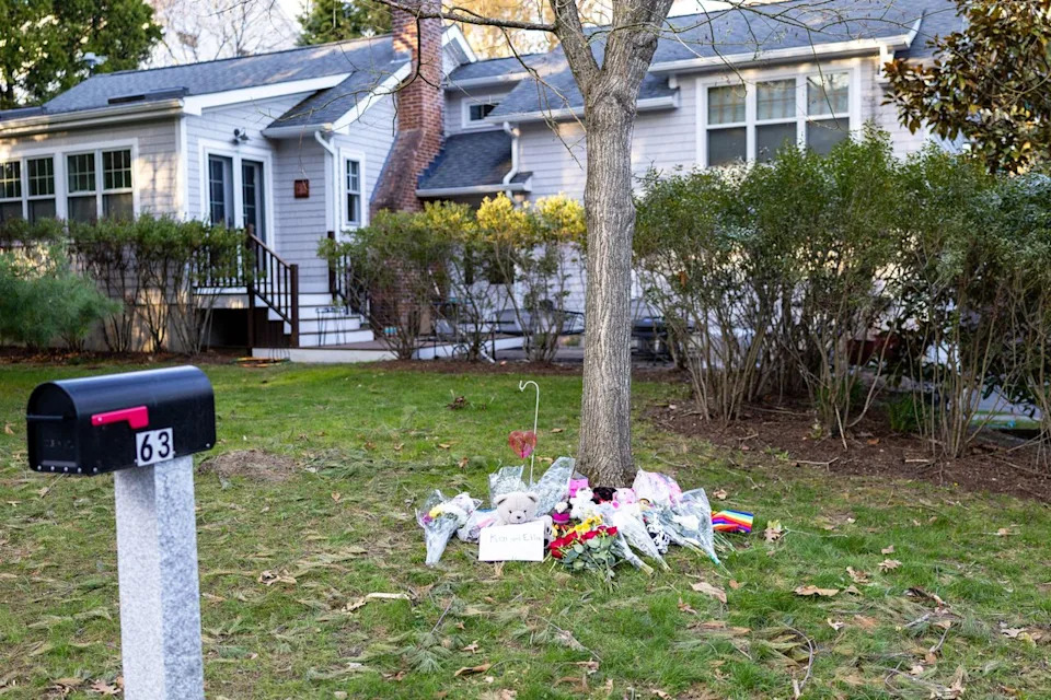 Mass. Mother Arrested In Vermont After Alleged Killing Of Her Two Children; She Told Aunt, 