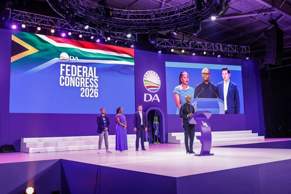 Južna Afrika Povuče Nacrt Nacionalne Politike Za Veštačku Inteligenciju Nakon Otkrivanja Lažnih Citata