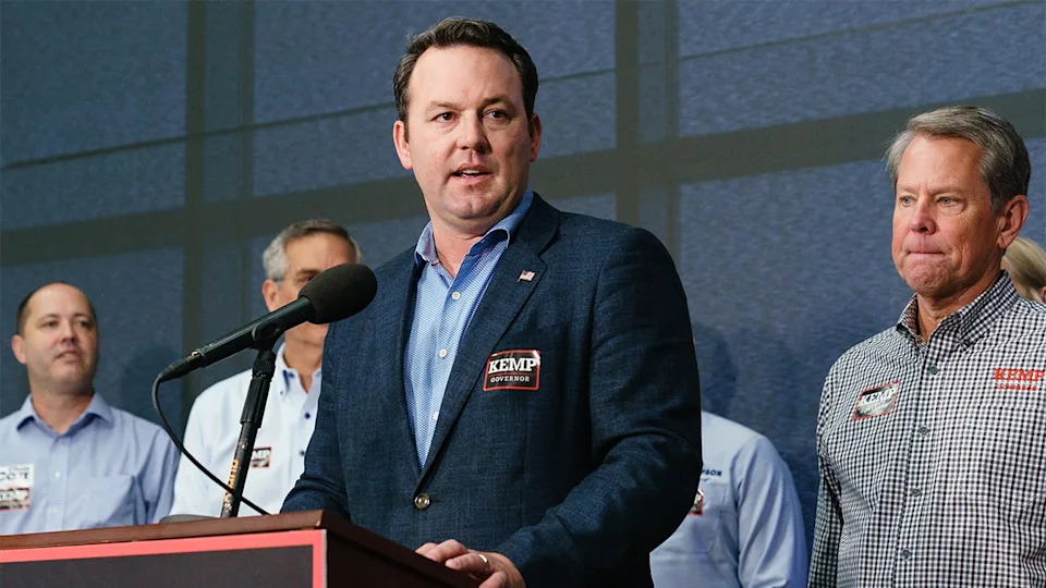 Georgia GOP Frontrunner Pressed in Debate: 'I Don't Know' If Undocumented Workers Are Landscaping His Estate