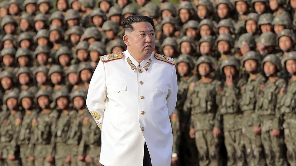 Kim Jong Un Pohvalio 