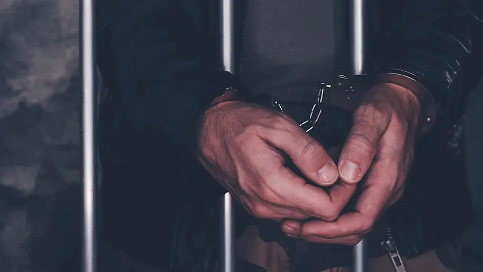 Inmate Sues Washington After Alleged Assault By Male‑Born Prisoner Housed Under Gender‑Identity Policy