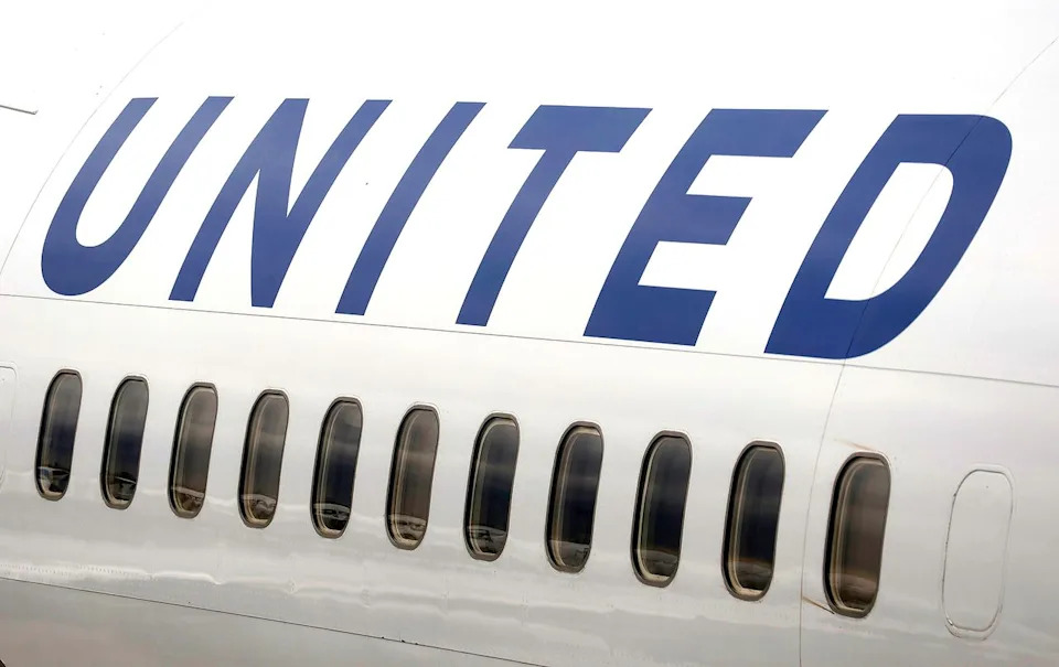 United Flight 1837 Declares Emergency After Passenger Allegedly Attacks Flight Attendant, Tries to Open Cabin Door