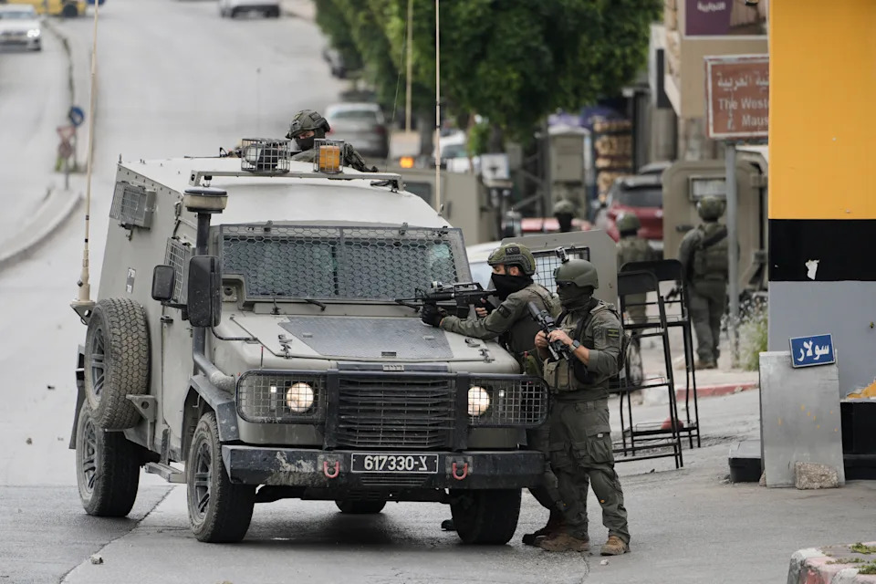 Izraelska racija u Nablusu: jedan Palestinac ubijen, četvorica teško ranjena