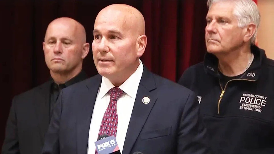 Migrant Charged in Fatal Stabbings of Two Women Hours Apart in Nassau County; Officials Raise Immigration Concerns
