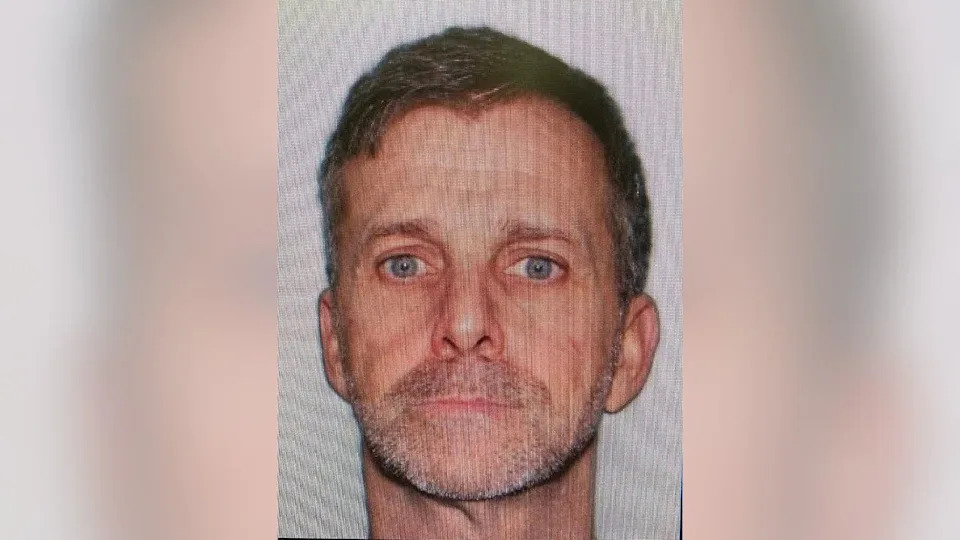 Military-Trained Fugitive Sought After Wife Shot; Multiagency Manhunt Expands in Rural Tennessee