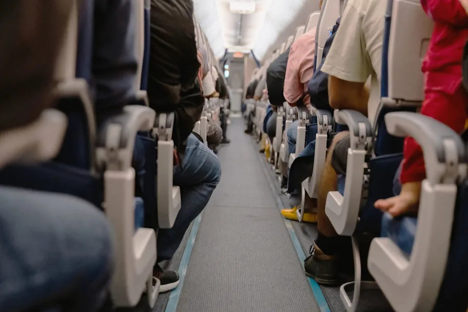 8-Year-Old Calms Disruptive Passenger, Preventing Mid-Flight Diversion on Jet2 Flight