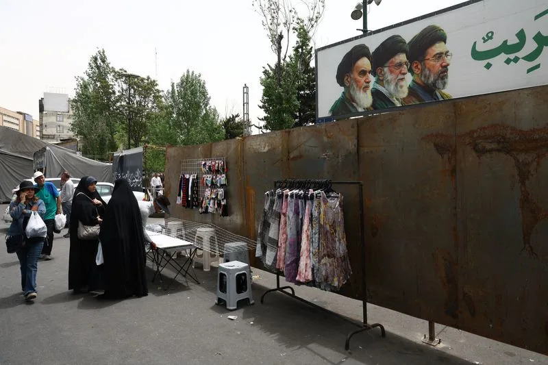 Krhko primirje sa Iranom: SAD organizuju eskort kroz Hormuški moreuz, UAE prijavile nove napade