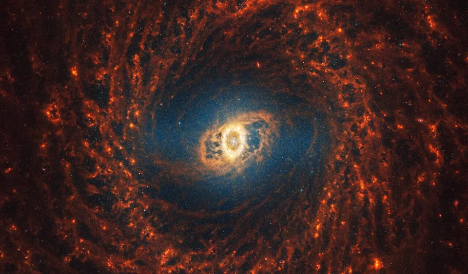 48 Zapanjujućih Fotografija James Webb Teleskopa — Najlepši Trenuci JWST-a