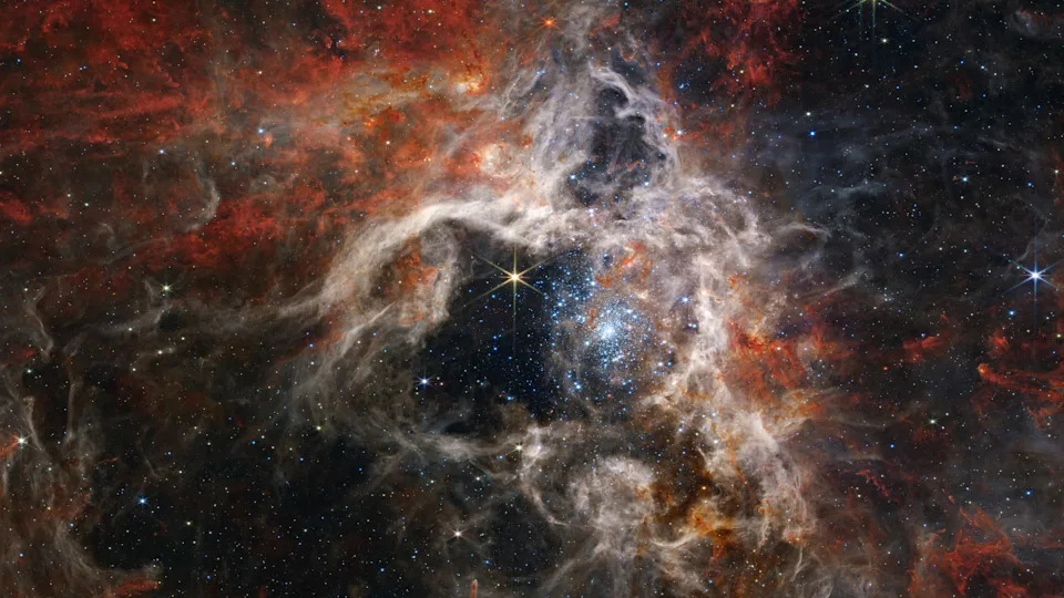 48 Zapanjujućih Fotografija James Webb Teleskopa — Najlepši Trenuci JWST-a
