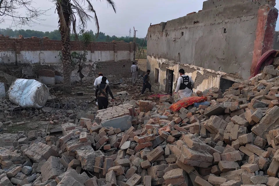 14 policajaca poginulo u samoubilačkom napadu na punkt u Bannu, novi militantni savez preuzeo odgovornost