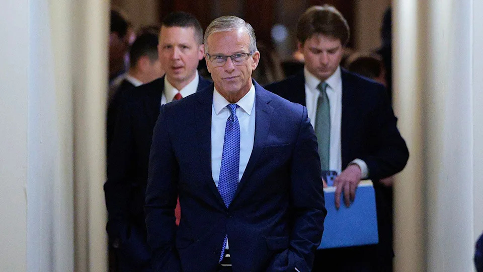 Schumer Backs GOP Measure To Withhold Senators’ Pay During Shutdowns — Vote Likely To Pass