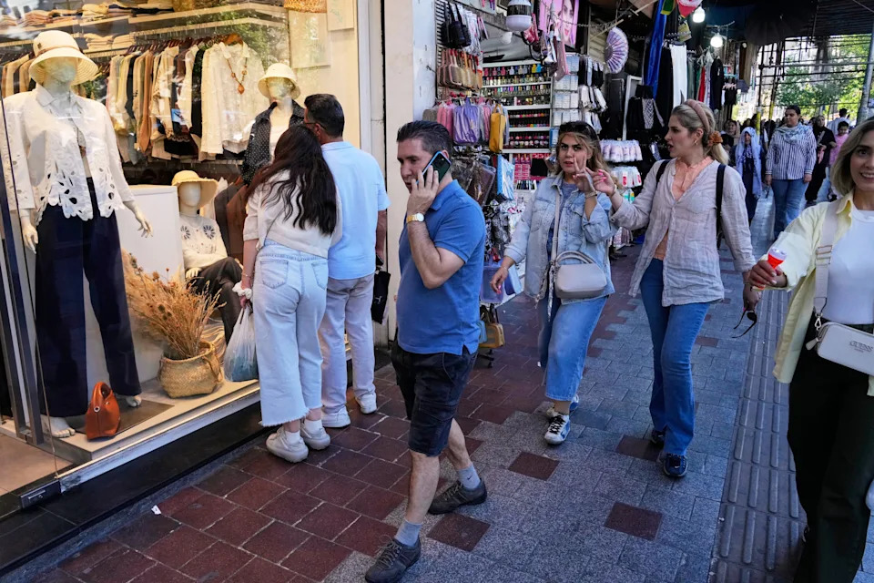 Soaring Inflation and Economic Collapse Threaten Iran's Homefront Amid War and US Blockade