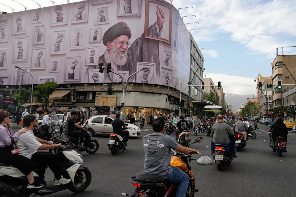 Soaring Inflation and Economic Collapse Threaten Iran's Homefront Amid War and US Blockade