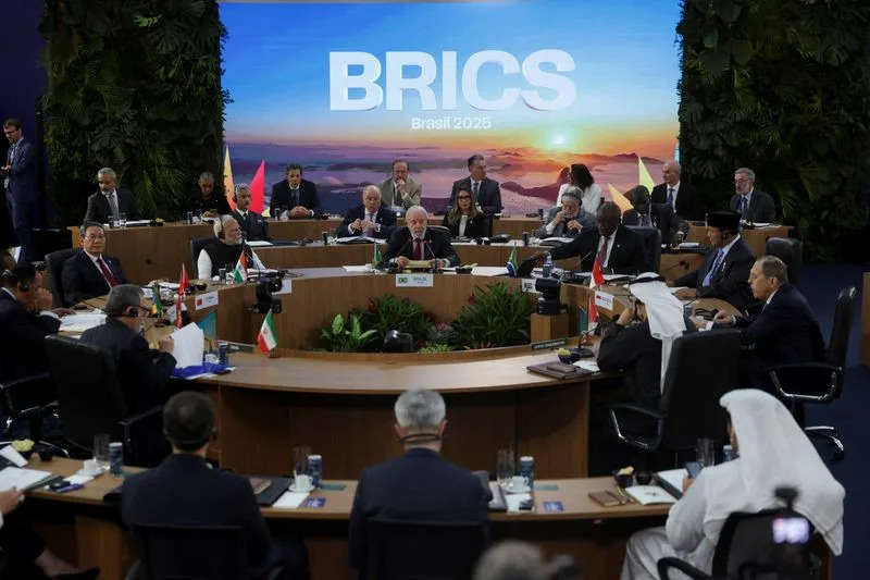 Modi Smanjio Kolonu Vozila Da Uštedi Gorivo, Kaže Vladin Izvor