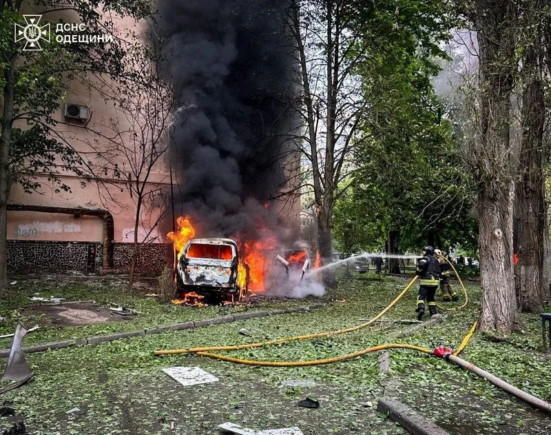 Masovni dnevni dronski napad na zapadnu Ukrajinu: Najmanje šest poginulih, Poljska podigla avione