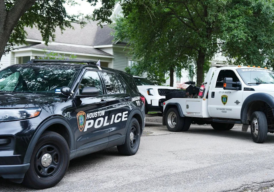 Lee Gilley Timeline: Texas Man Charged With Killing Pregnant Wife Flees To Italy, Seeks Asylum