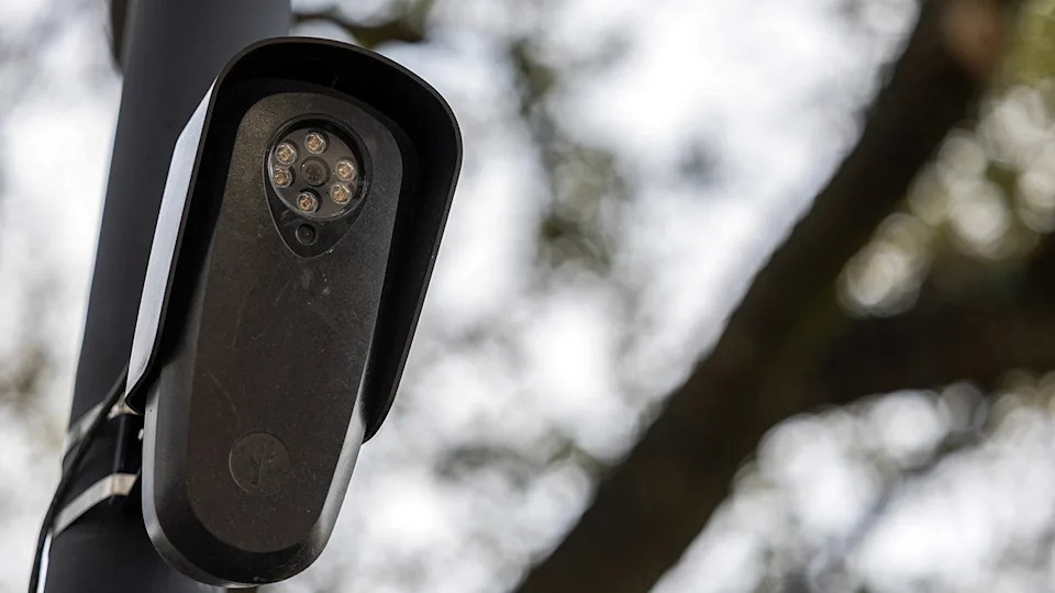 Facial Recognition Mistake Sends Tennessee Grandmother to Jail for Five Months — Charges Dropped
