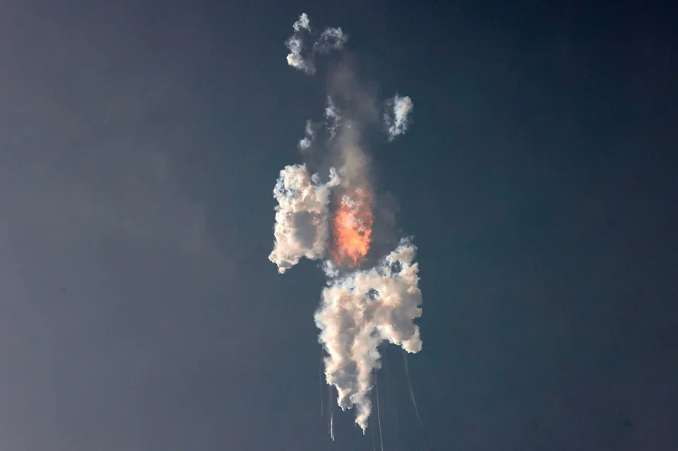 Od eksplozija do prekretnica: Starship pred 12. letom — šta je SpaceX naučio