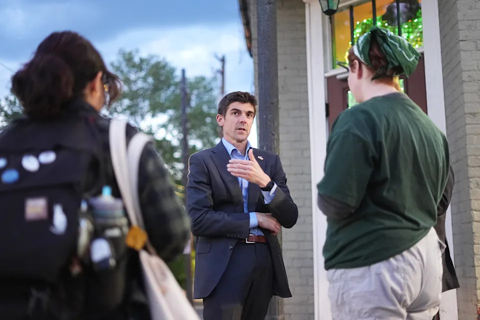 Pennsylvania Primaries: What To Watch As Democrats Target Four GOP U.S. House Seats