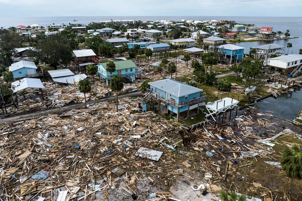 Prognoze Uragana Sve Bolje — Ali Budžetski Rezovi Prete NOAA-i i Bezbednosti Obalnih Zajednica