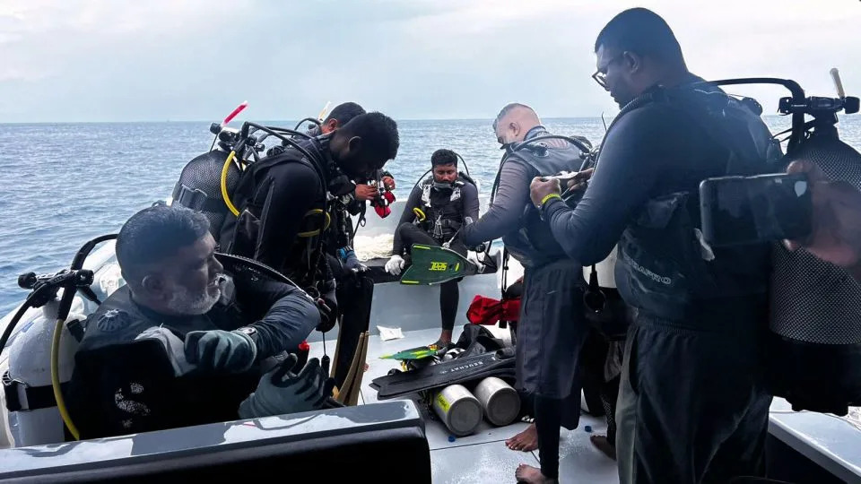 Tragedija u podvodnoj pećini na Maldivima: Pet italijanskih ronilaca nastradalo, istraga u toku