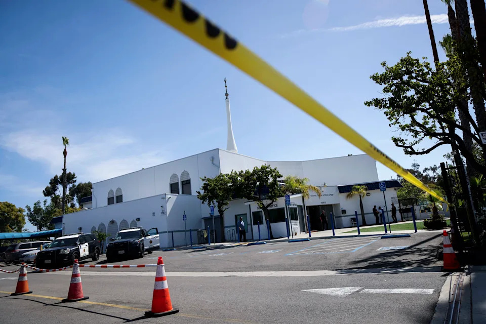 San Diego Mosque Lockdown Saves Dozens as Security Guard Confronts Gunmen