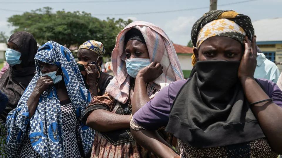 Ebola u DR Kongo: Kako bushmeat, pogrebni običaji i dezinformacije pogoršavaju širenje retkog Bundibugyo soja